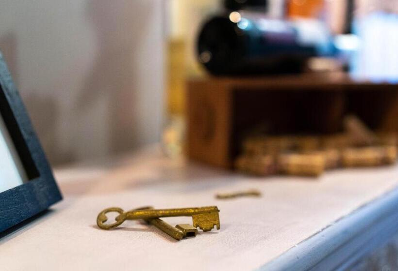 Номер Deluxe, Downtown Loule