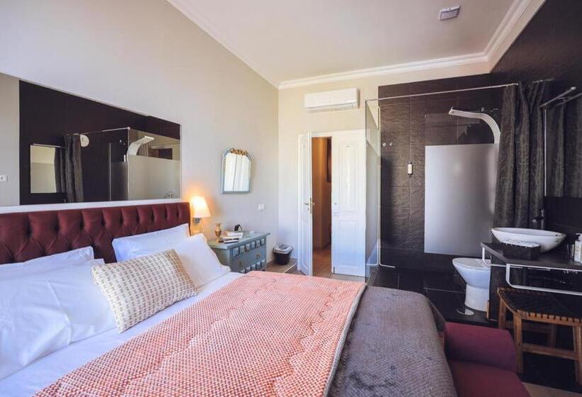 Номер Deluxe с Балконом, Downtown Loule