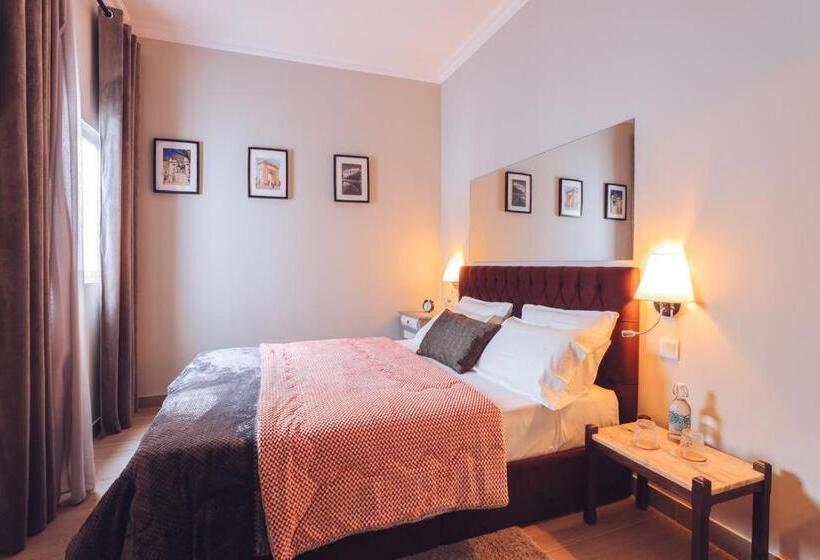 Номер Deluxe, Downtown Loule