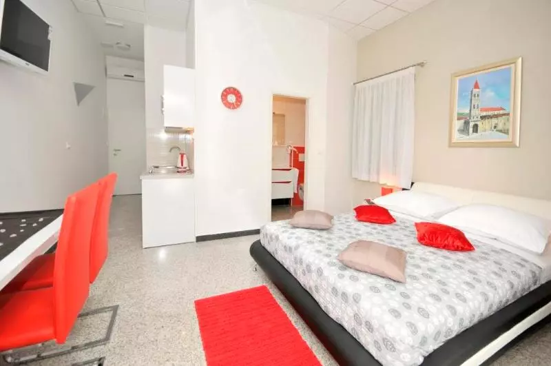 バルコニー付きスタンダードステューディオ, Apartmani Trogir