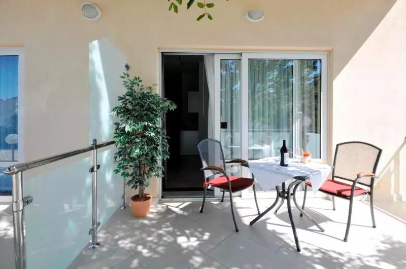 バルコニー付きスタンダードステューディオ, Apartmani Trogir