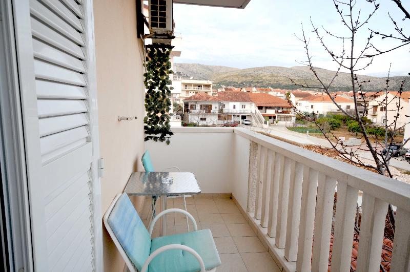 חדר סטנדרט עם מרפסת, Apartmani Trogir