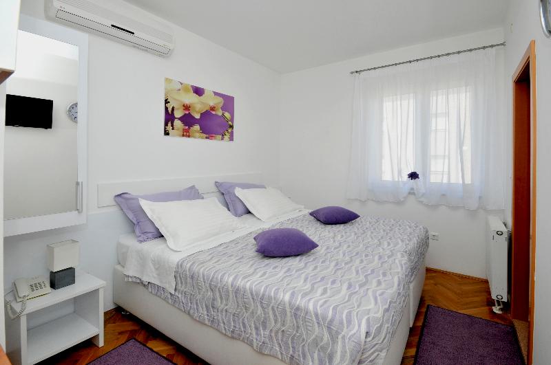 חדר אקונומי, Apartmani Trogir
