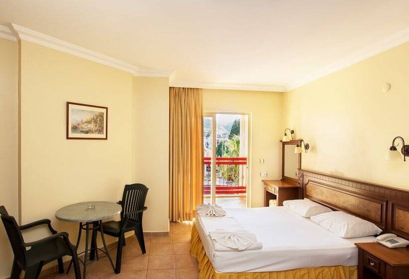 شقة غرفة واحدة, Club Amaris Apartment