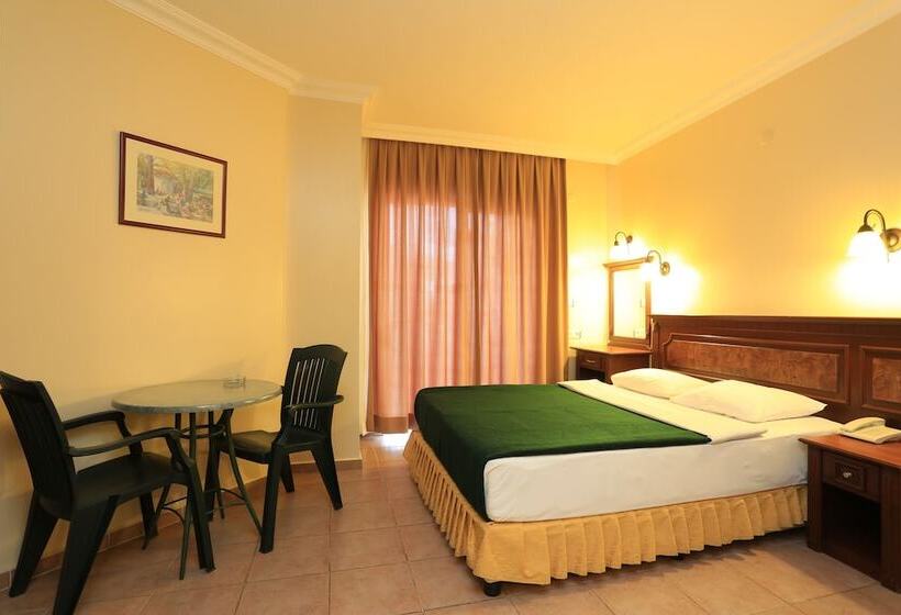 شقة غرفة واحدة, Club Amaris Apartment