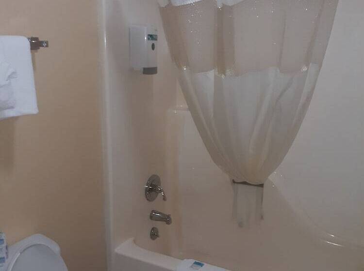 스탠다드 룸 킹사이즈 침대, Angel Inn Near Imax, A Travelodge By Wyndham