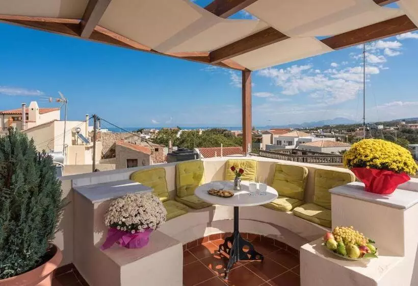 庭の見える1ベッドルームアパートメント, Calergi Residence Monthly Offers