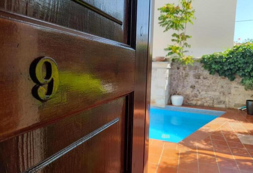 带1个卧室的高级公寓, Calergi Residence Monthly Offers