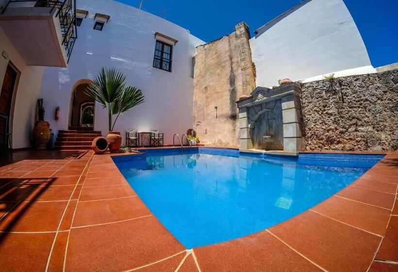 带1个卧室的豪华公寓, Calergi Residence Monthly Offers