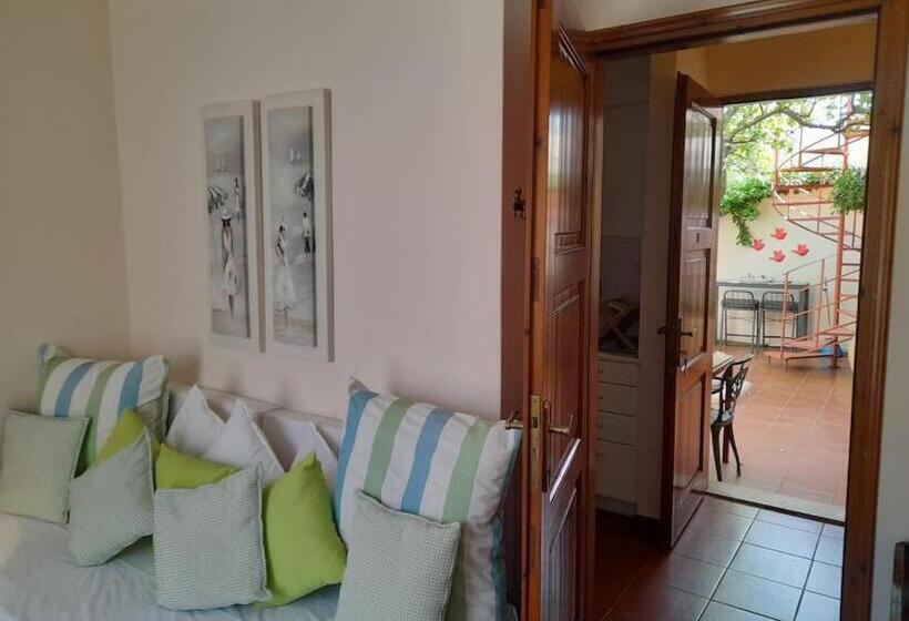 带1个卧室的带阳台的公寓, Calergi Residence Monthly Offers