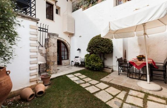 豪华工作室, Calergi Residence Monthly Offers