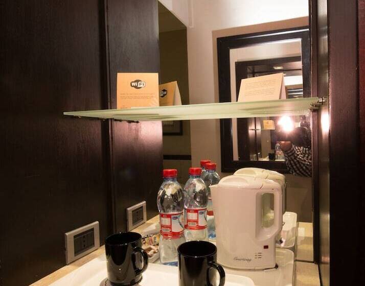 اتاق لوکس یک تخته, Century Park