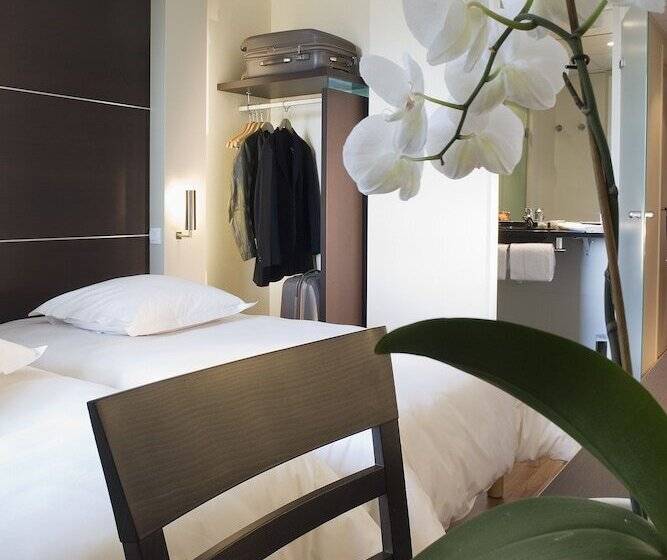 컴포트 룸, Escale Oceania Rennes Cap Malo