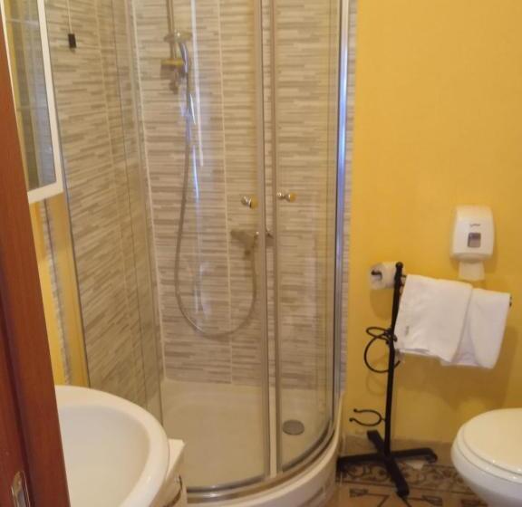 Chambre Standard, Europa