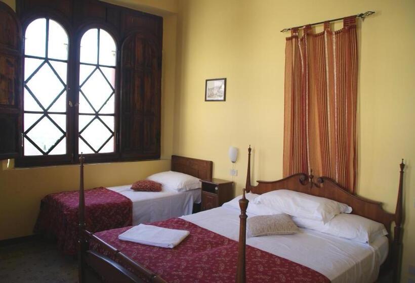 Chambre Triple Standard, Europa