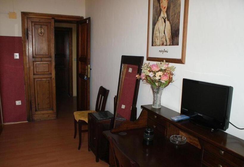 Chambre Standard, Europa