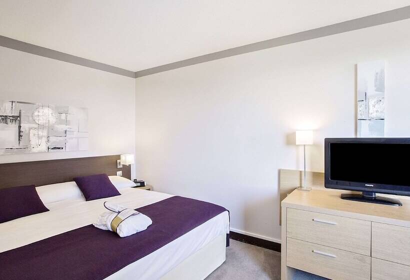 جناح جونيور, Mercure Toulouse Aéroport Golf De Seilh