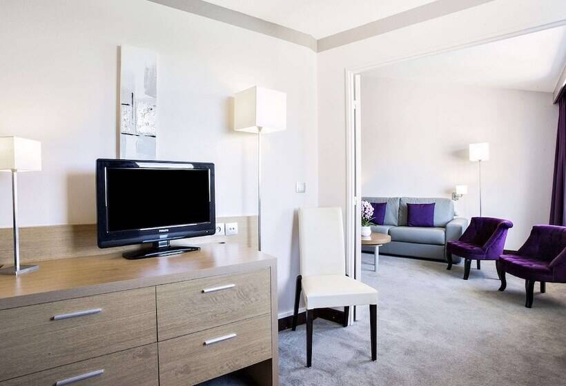 Полулюкс, Mercure Toulouse Aéroport Golf De Seilh
