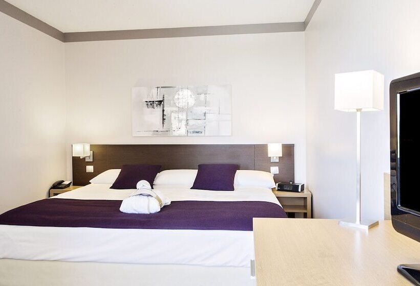 جناح جونيور, Mercure Toulouse Aéroport Golf De Seilh