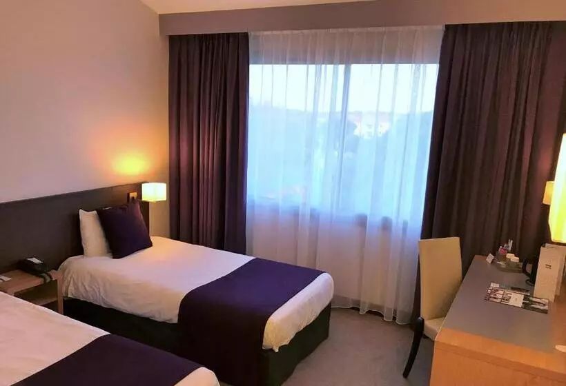 スタンダードルーム, Mercure Toulouse Aéroport Golf De Seilh