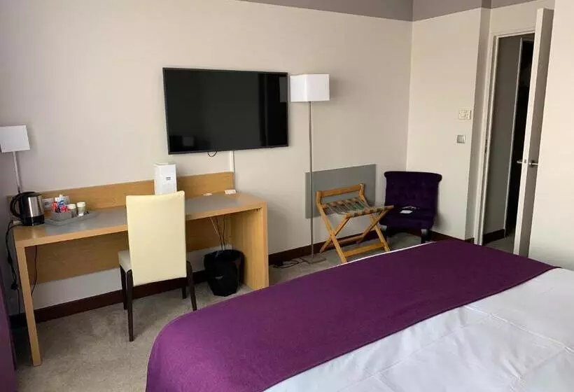 ゴルフビュースタンダードルーム, Mercure Toulouse Aéroport Golf De Seilh