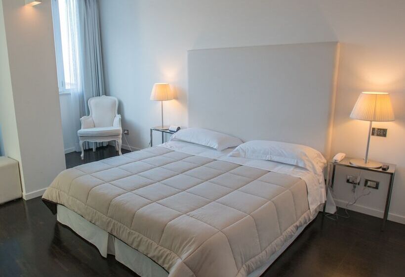 اتاق استاندارد, Idesign