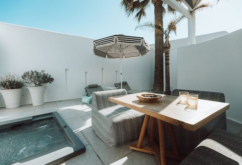 Pokój Deluxe z Hydromasażem, Mykonos Ammos Hotel   Small Luxury Hotels Of The World