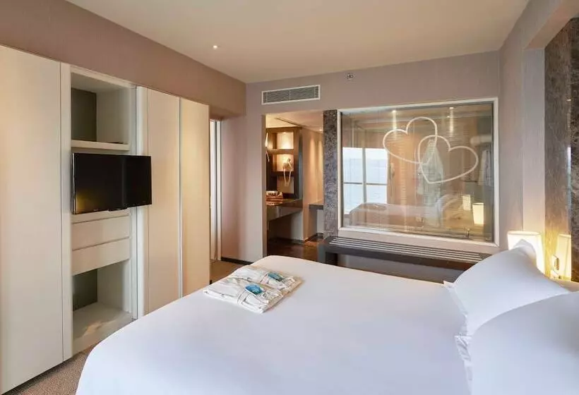 Seniorsviitti, Richmond Nua Wellness Spa   Adult Only