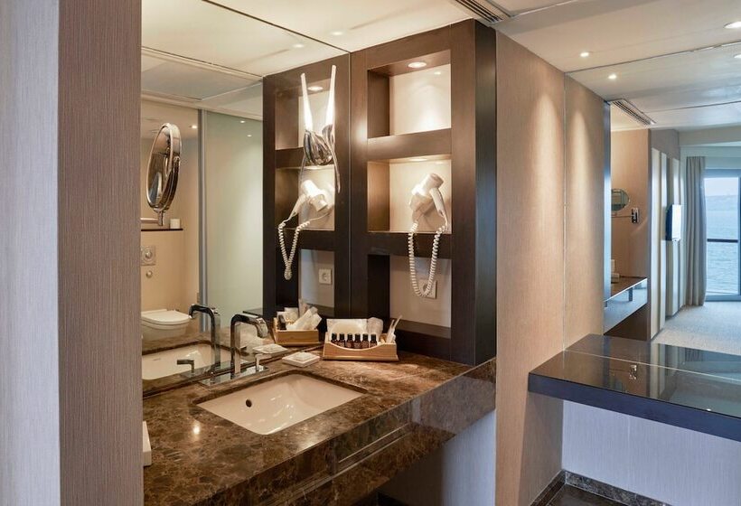 سوئیت سینیور, Richmond Nua Wellness Spa   Adult Only