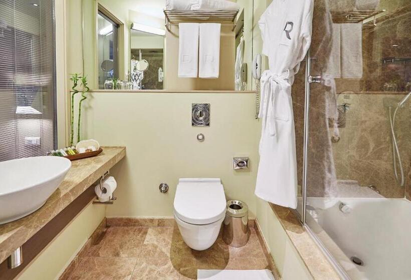Номер Superior, Richmond Nua Wellness Spa   Adult Only