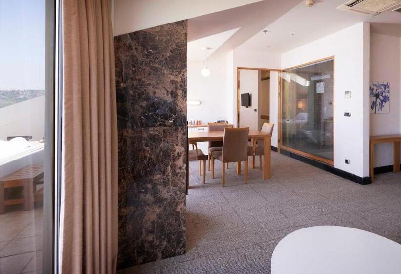 سوییت, Richmond Nua Wellness Spa   Adult Only