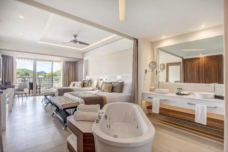 オーシャンビューデラックスジュニアスイート, Royalton Saint Lucia, An Autograph Collection - All Inclusive Resort