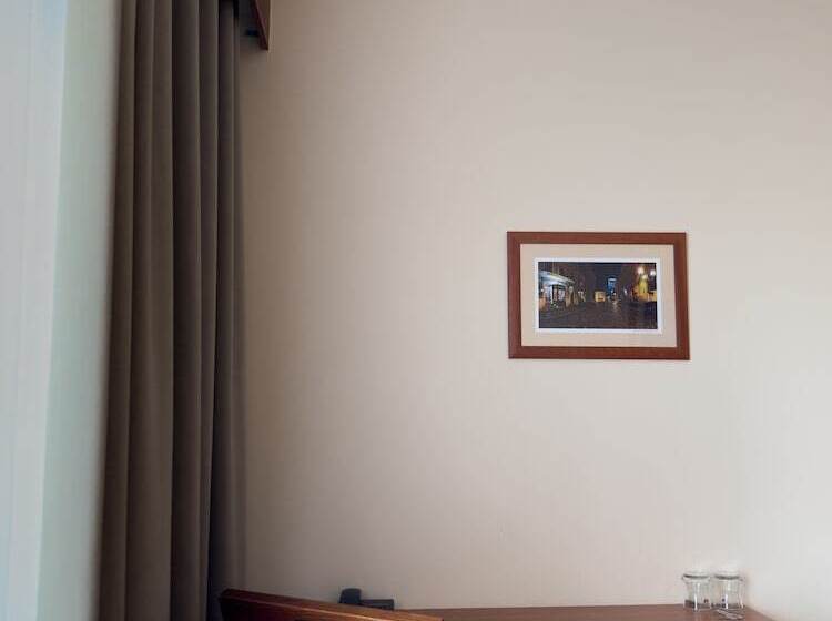 スタンダードルーム, Theresia