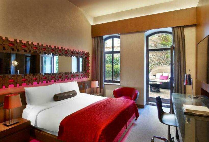 キングサイズベッドのスタンダードルーム, W Istanbul