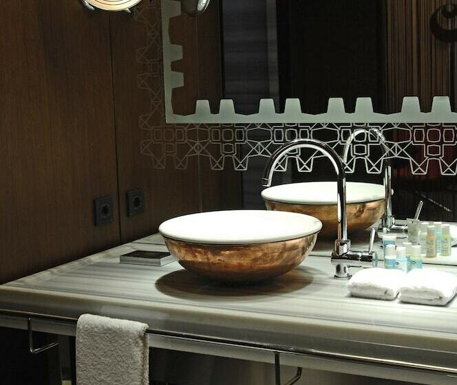 キングサイズベッドのスイートルーム, W Istanbul