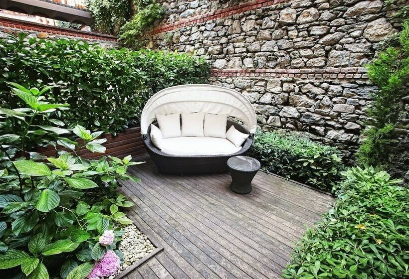 ダブルベッドスタンダードルーム, W Istanbul