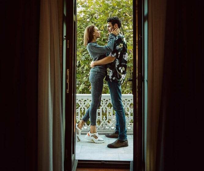 スタンダードスタジオ, W Istanbul