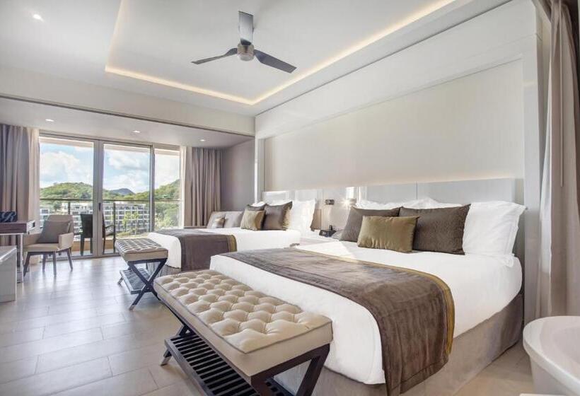 سوئیت جونیور کلوب با چشم‌انداز دریا, Royalton Saint Lucia, An Autograph Collection - All Inclusive Resort