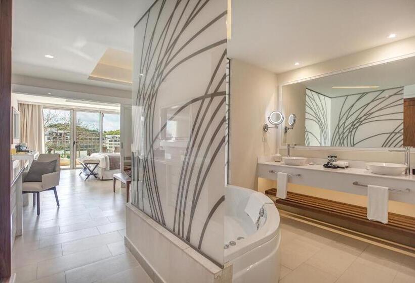 Junior Suite Deluxe Vista Mar, Royalton Saint Lucia, An Autograph Collection - All Inclusive Resort