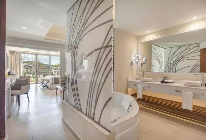 オーシャンビューデラックスジュニアスイート, Royalton Saint Lucia, An Autograph Collection - All Inclusive Resort