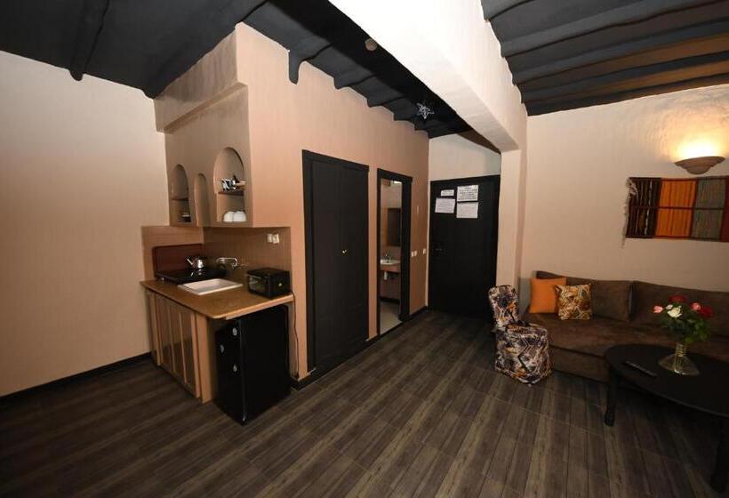 سوییت جونیور, Agyad Maroc Appart