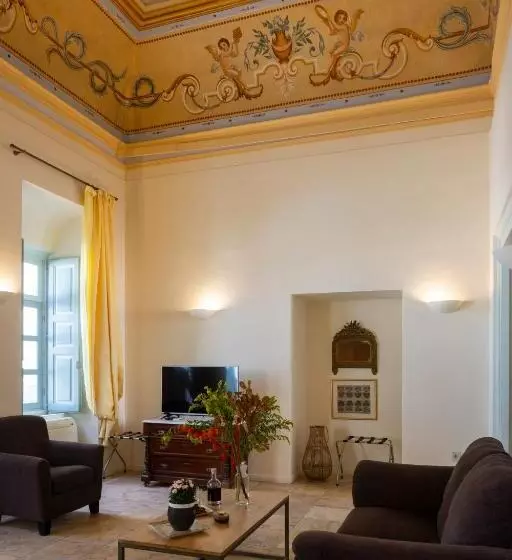 Sviitti, Aria Lito Mansion