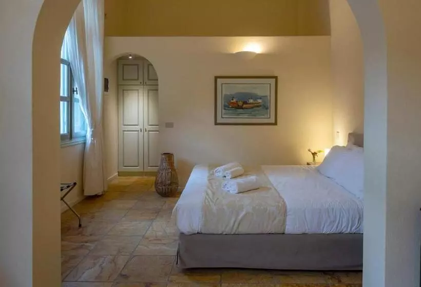 Sviitti, Aria Lito Mansion