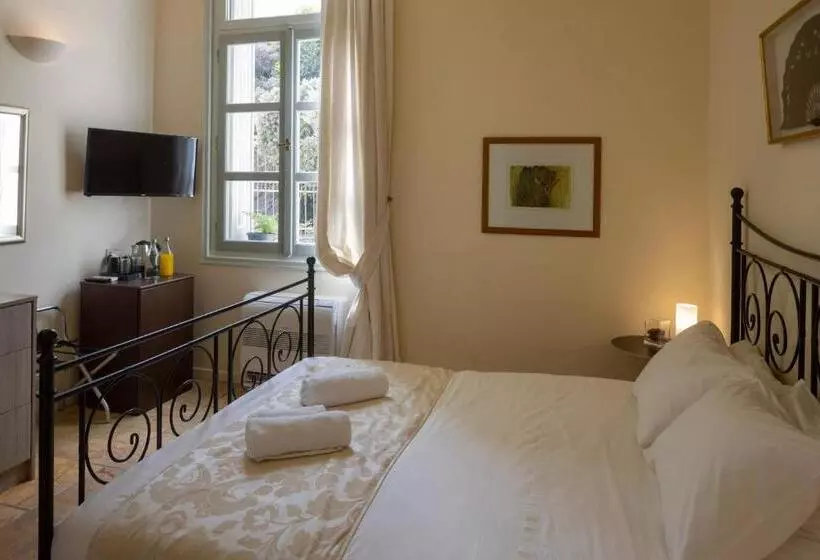 Economy-huone, Aria Lito Mansion