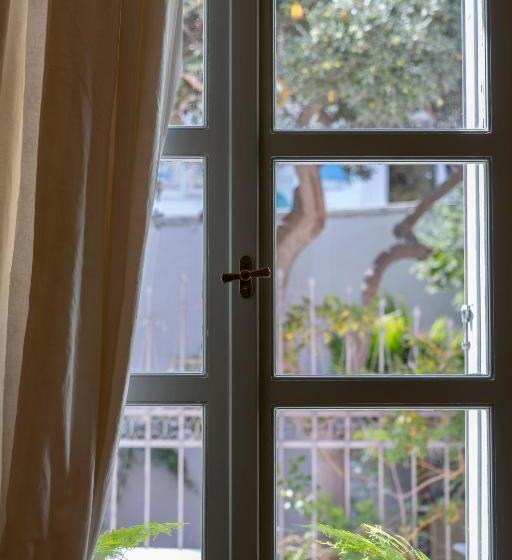 Люкс, Aria Lito Mansion