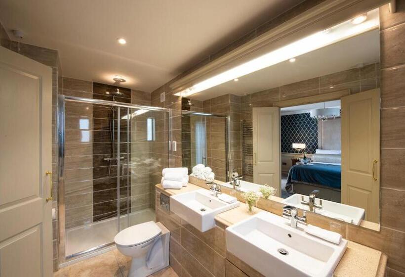 디럭스 스위트, Kee S