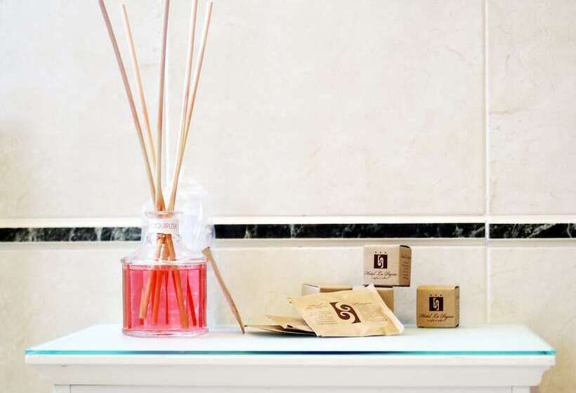 غرفة قياسية ثلاثية, La Pigna