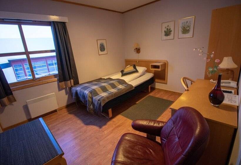 غرفة إقتصادية فردية, Lakselv