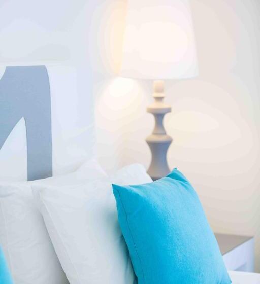 اتاق سوپریور با چشمانداز دریا, Marpunta Resort, Santikos Collection