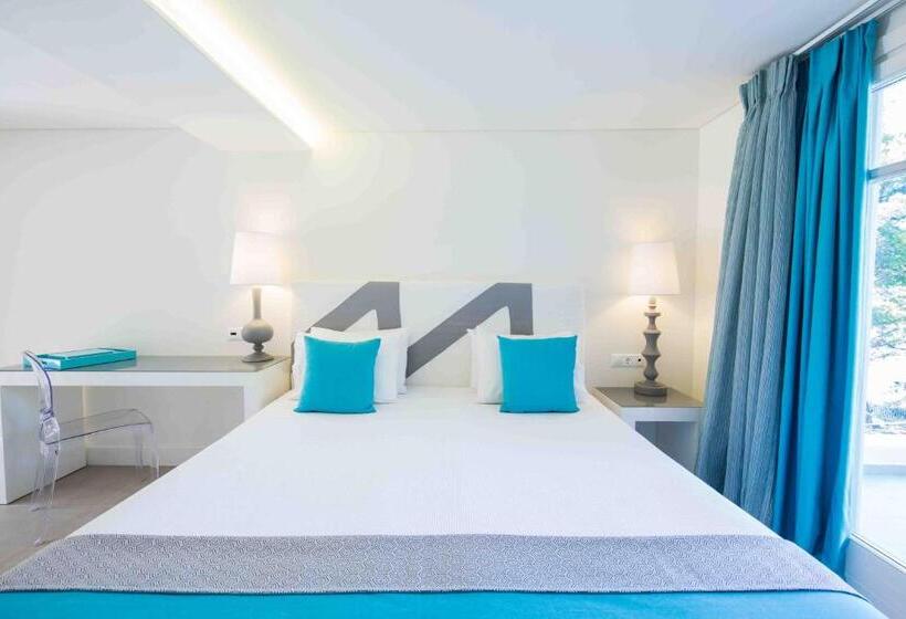 سوئیت جونیور با چشمانداز باغ, Marpunta Resort, Santikos Collection